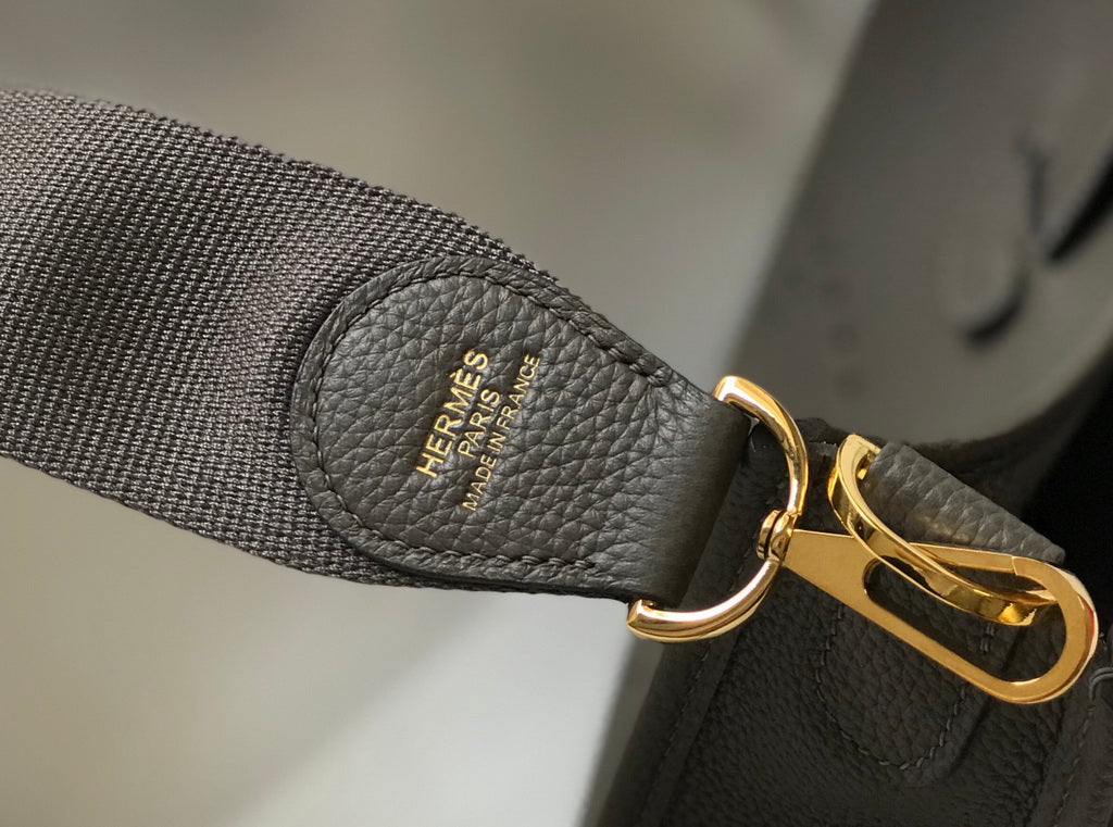 Hermès Evelyne III 29 Taurillon Clemence Bag Half Hand Dark Gray Gold