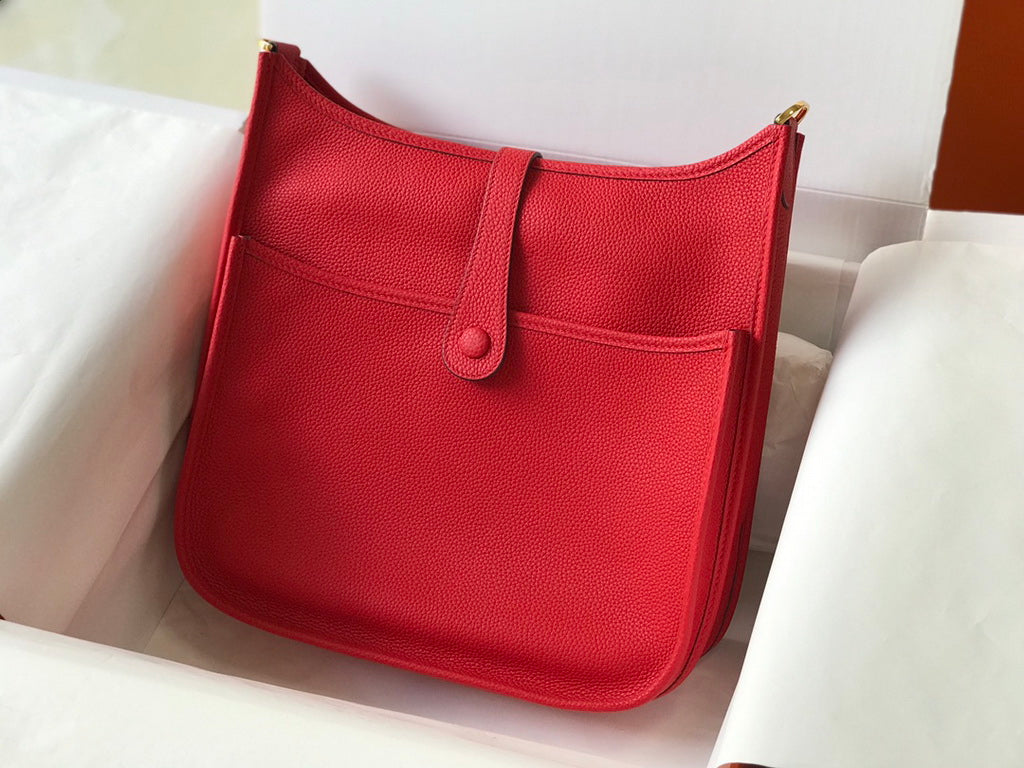 Hermès Evelyne III 29 Taurillon Clemence Bag Half Hand Red Gold
