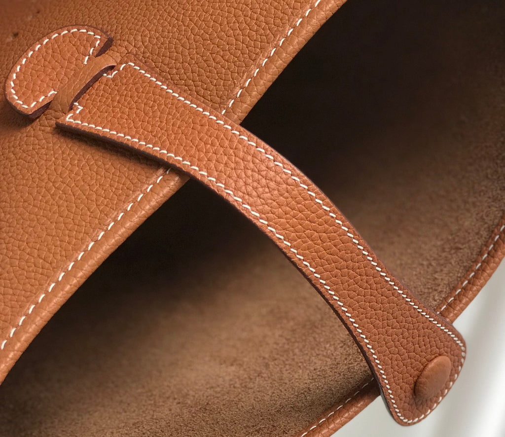 Hermès Evelyne III 29 Taurillon Clemence Bag Half Hand Camel Gold