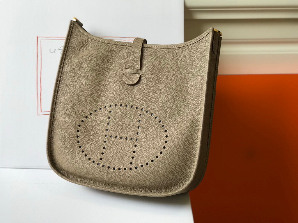 Hermès Evelyne III 29 Taurillon Clemence Bag Half Hand Gray Gold