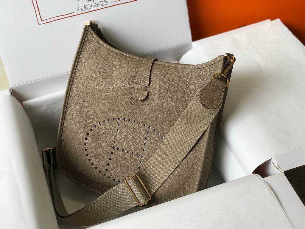 Hermès Evelyne III 29 Taurillon Clemence Bag Half Hand Gray Gold