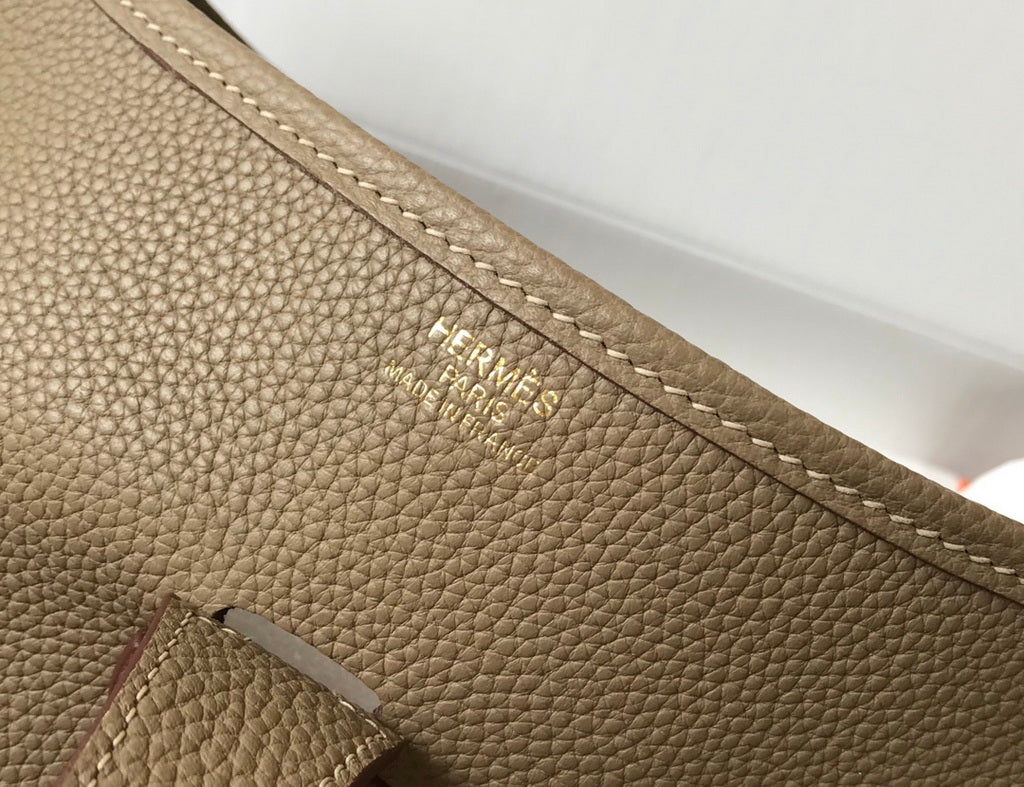 Hermès Evelyne III 29 Taurillon Clemence Bag Half Hand Gray Gold