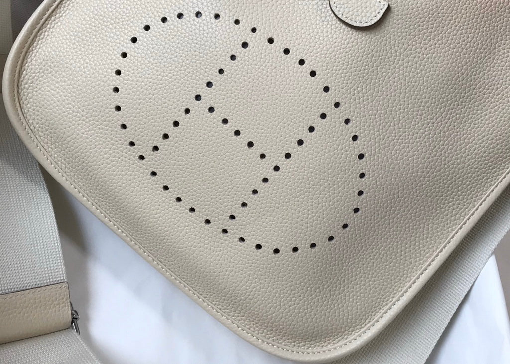 Hermès Evelyne III 29 Taurillon Clemence Shoulder Bag Ligth Gray Silver