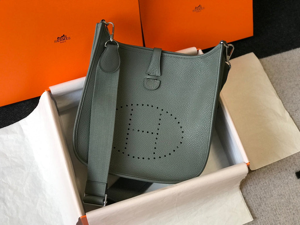 Hermès Evelyne III 29 Taurillon Clemence Shoulder Bag ArmyGreen Silver