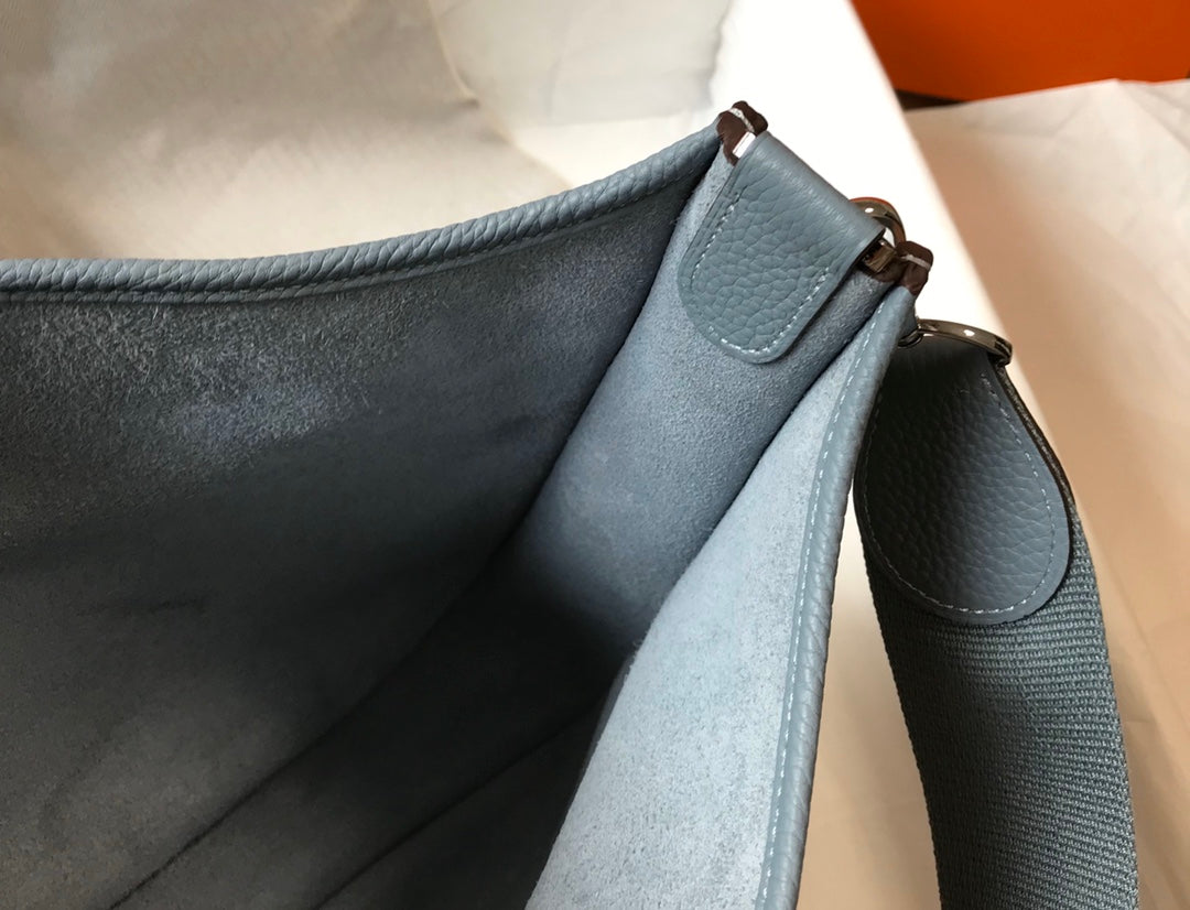 Hermès Evelyne III 29 Taurillon Clemence Shoulder Bag Light Blue Silver