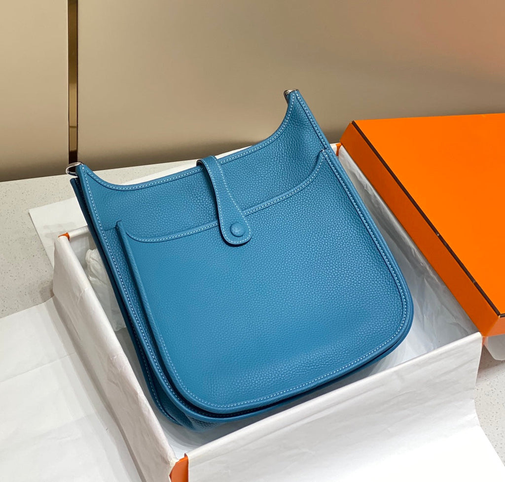Hermès Evelyne III 29 Taurillon Clemence Shoulder Bag Blue Silver