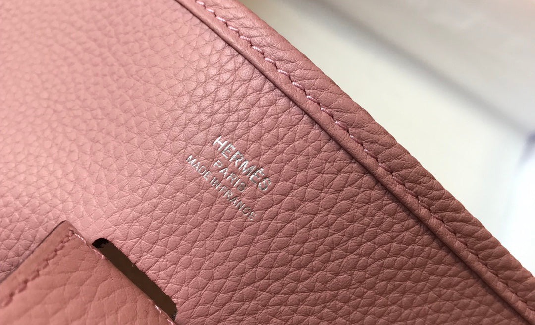 Hermès Evelyne III 29 Taurillon Clemence Shoulder Bag Light Pink Silver