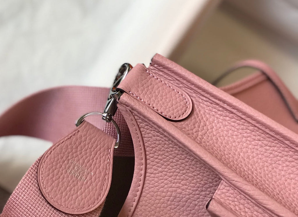 Hermès Evelyne III 29 Taurillon Clemence Shoulder Bag Light Pink Silver