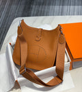 Hermès Evelyne III 29 Taurillon Clemence Shoulder Bag camel Silver