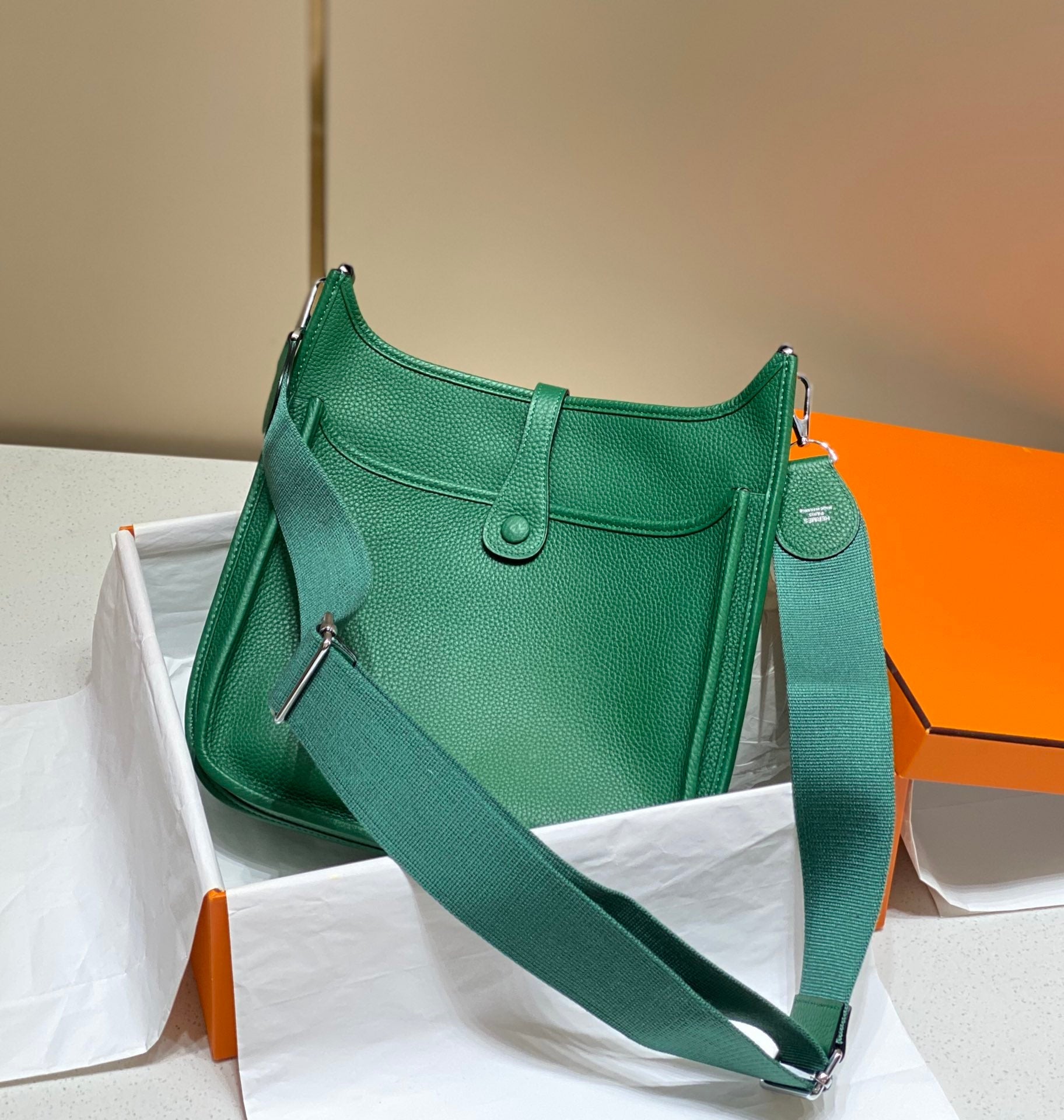 Hermès Evelyne III 29 Taurillon Clemence Shoulder Bag Green Silver