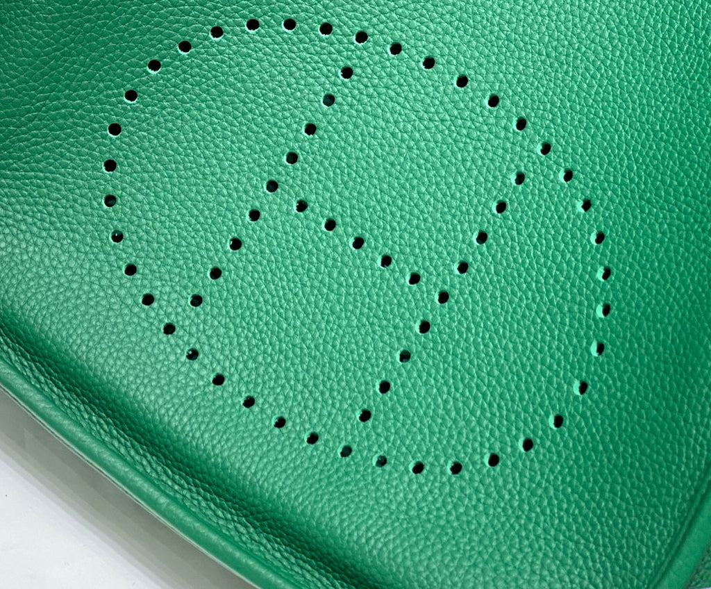 Hermès Evelyne III 29 Taurillon Clemence Shoulder Bag Green Silver