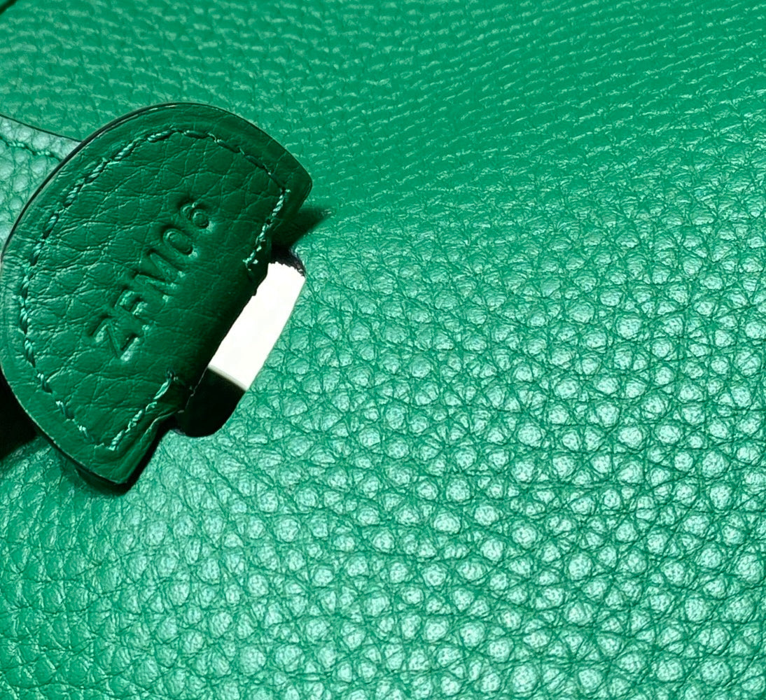 Hermès Evelyne III 29 Taurillon Clemence Shoulder Bag Green Silver