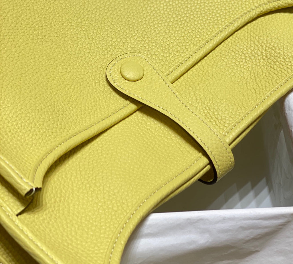 Hermès Evelyne III 29 Taurillon Clemence Shoulder Bag lemon yellow Silver