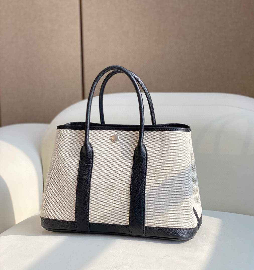 Hermes Garden Party 30 bag 38270 Beige Cloth With Black Leather