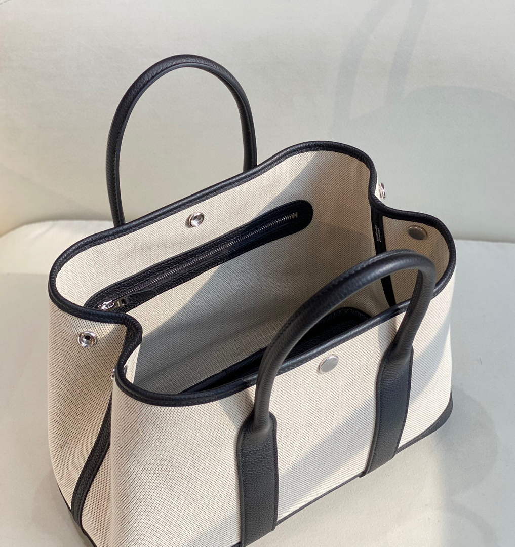 Hermes Garden Party 30 bag 38270 Beige Cloth With Black Leather