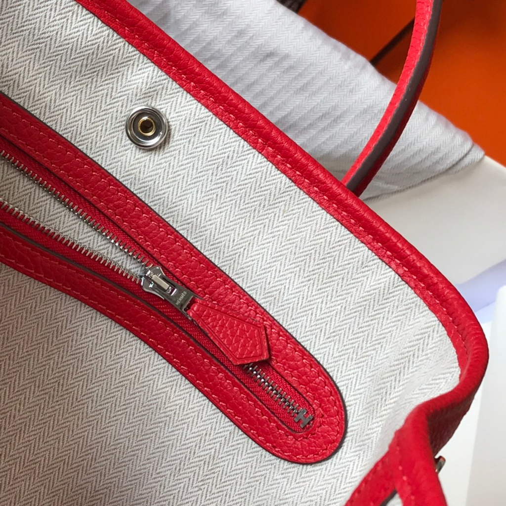 Hermes Garden Party 30 bag Togo leather Red