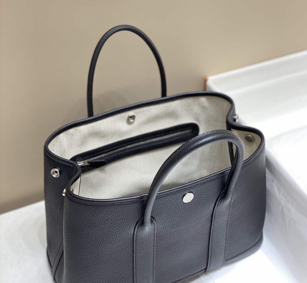 Hermes Garden Party 30 bag Togo leather Black