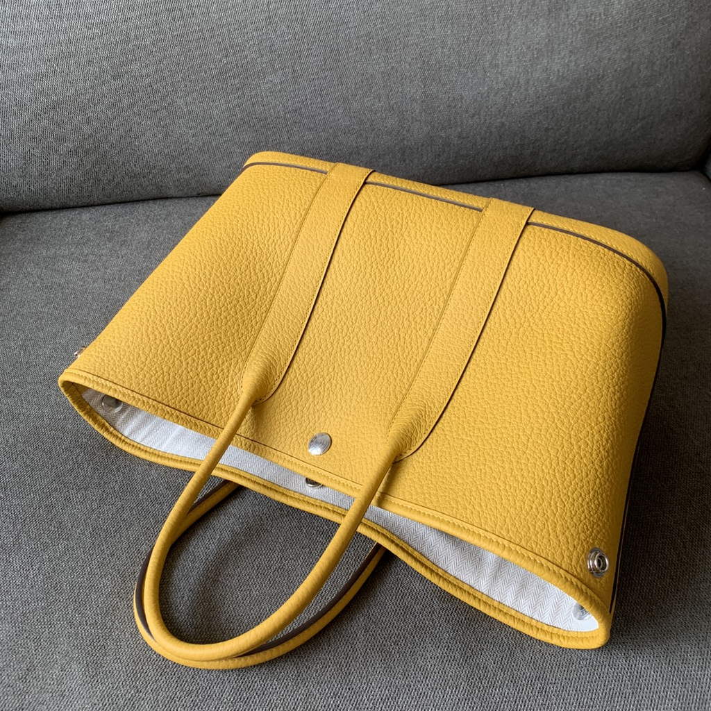 Hermes Garden Party 30 bag Negonda calfskin Yellow