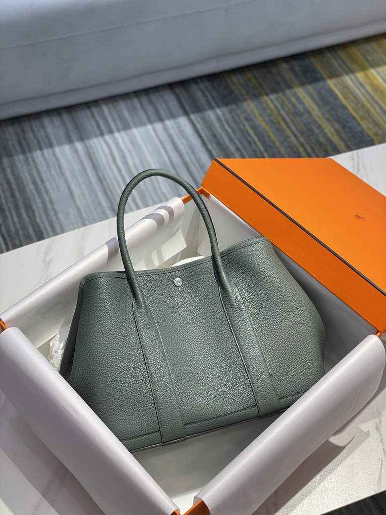 Hermes Garden Party 36 bag Green Togo leather
