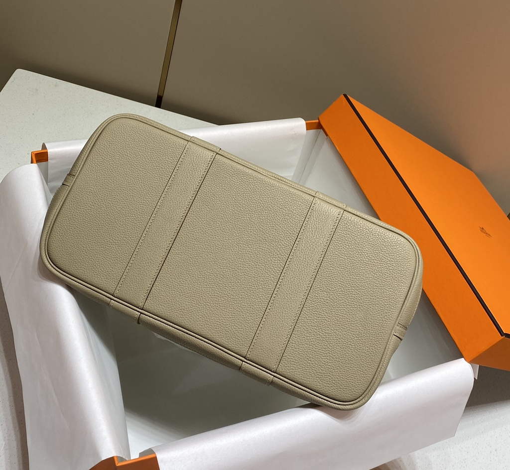 Hermes Garden Party 36 bag Light Gray Togo leather