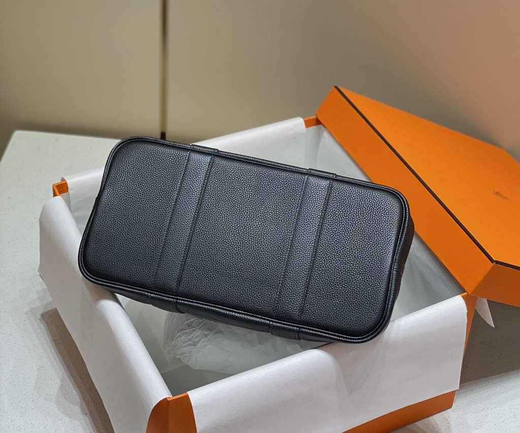 Hermes Garden Party 36 bag Black Togo leather