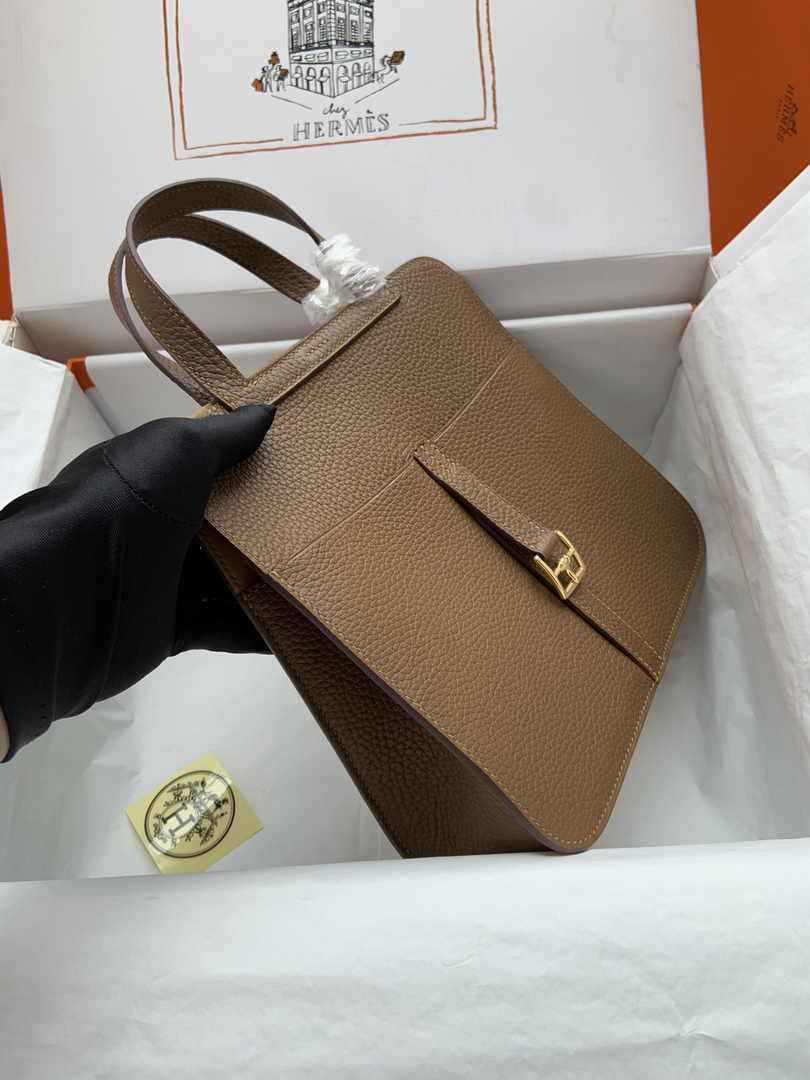 Hermes Halzan 25 Bag Tan Togo Leather Gold H082172