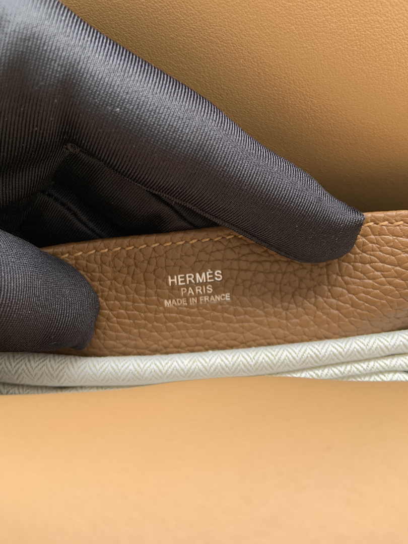 Hermes Halzan 25 Bag Tan Togo Leather Silver H082173