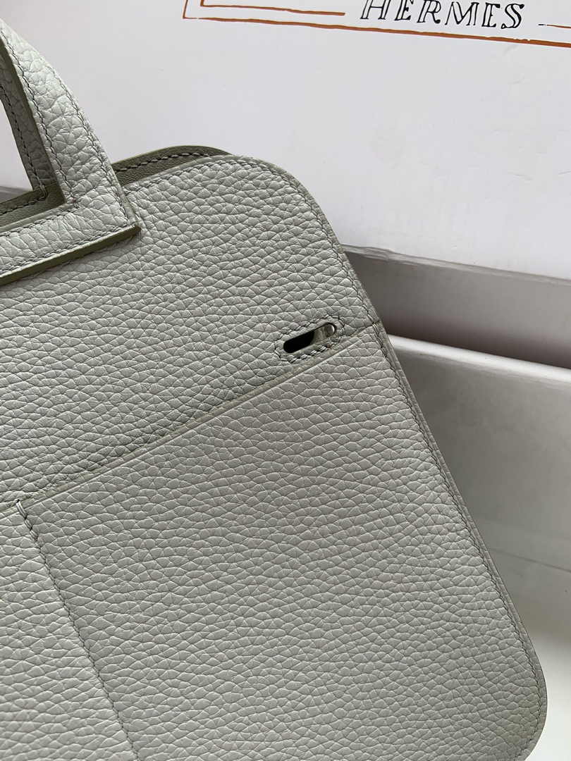 Hermes Halzan 25 Bag Gray Togo Leather Gold H082175