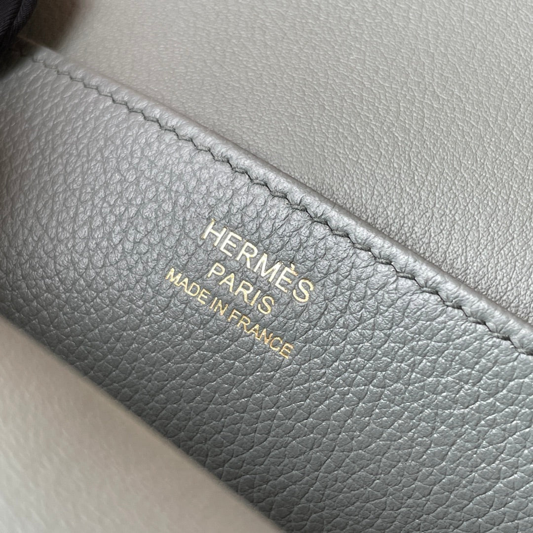 Hermes Halzan 25 Bag Togo Leather Gold H082183