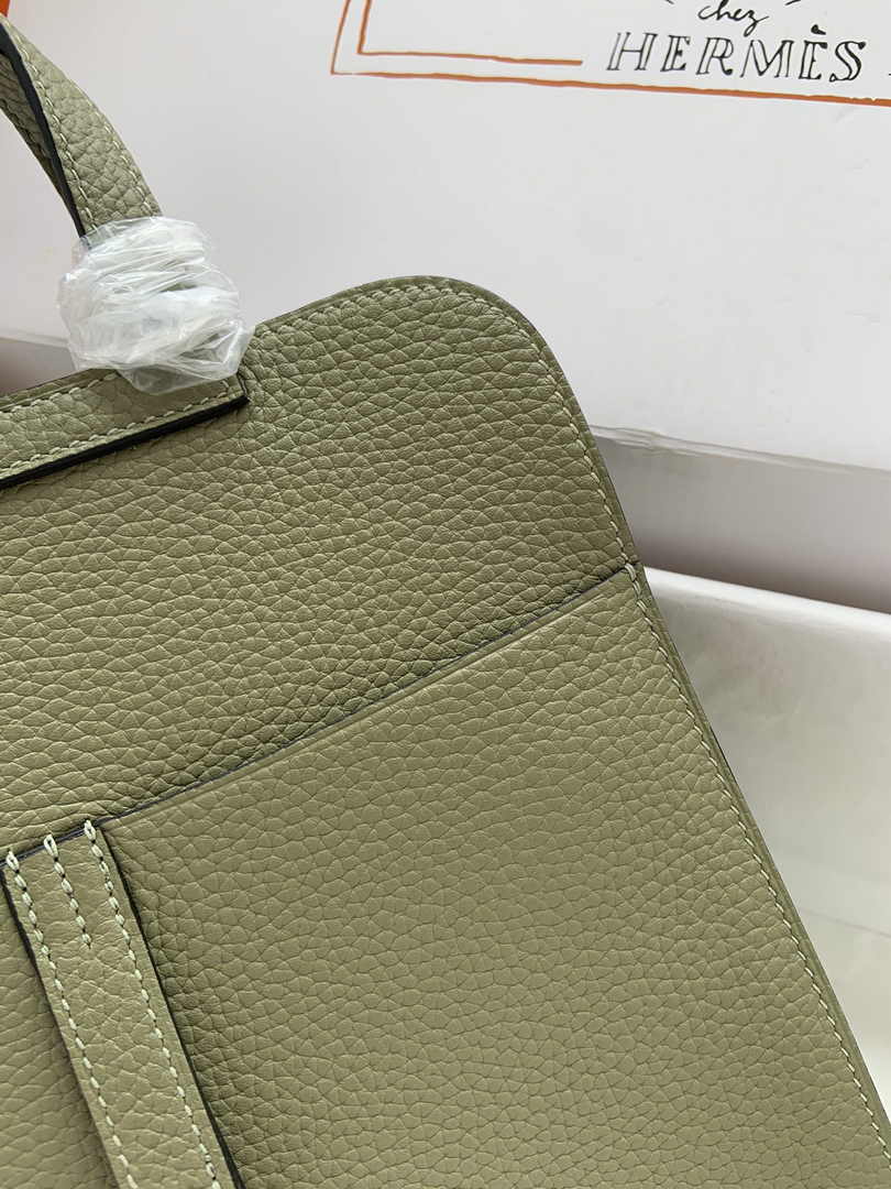 Hermes Halzan 25 Bag Green Togo Leather Gold H082168