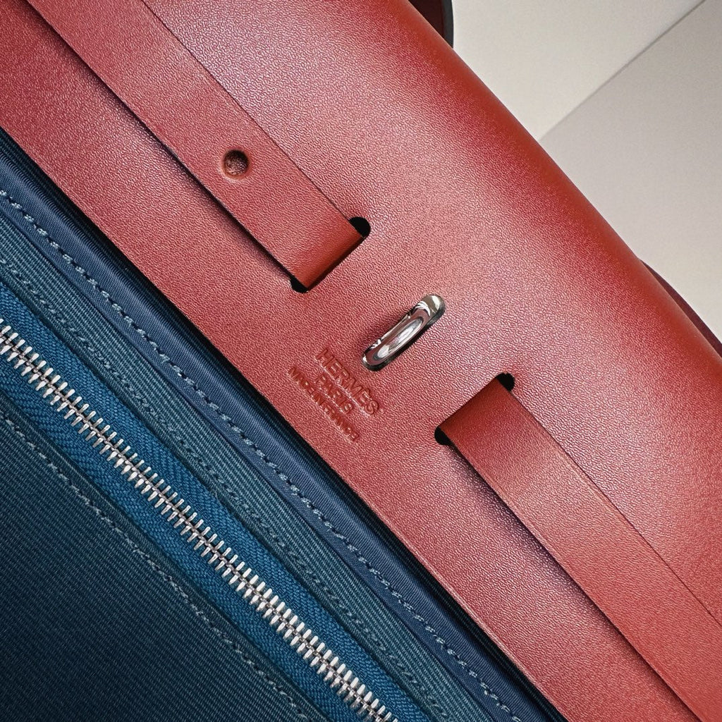 Hermès Herbag Zip 31 hobnailed bag h085131 red blue