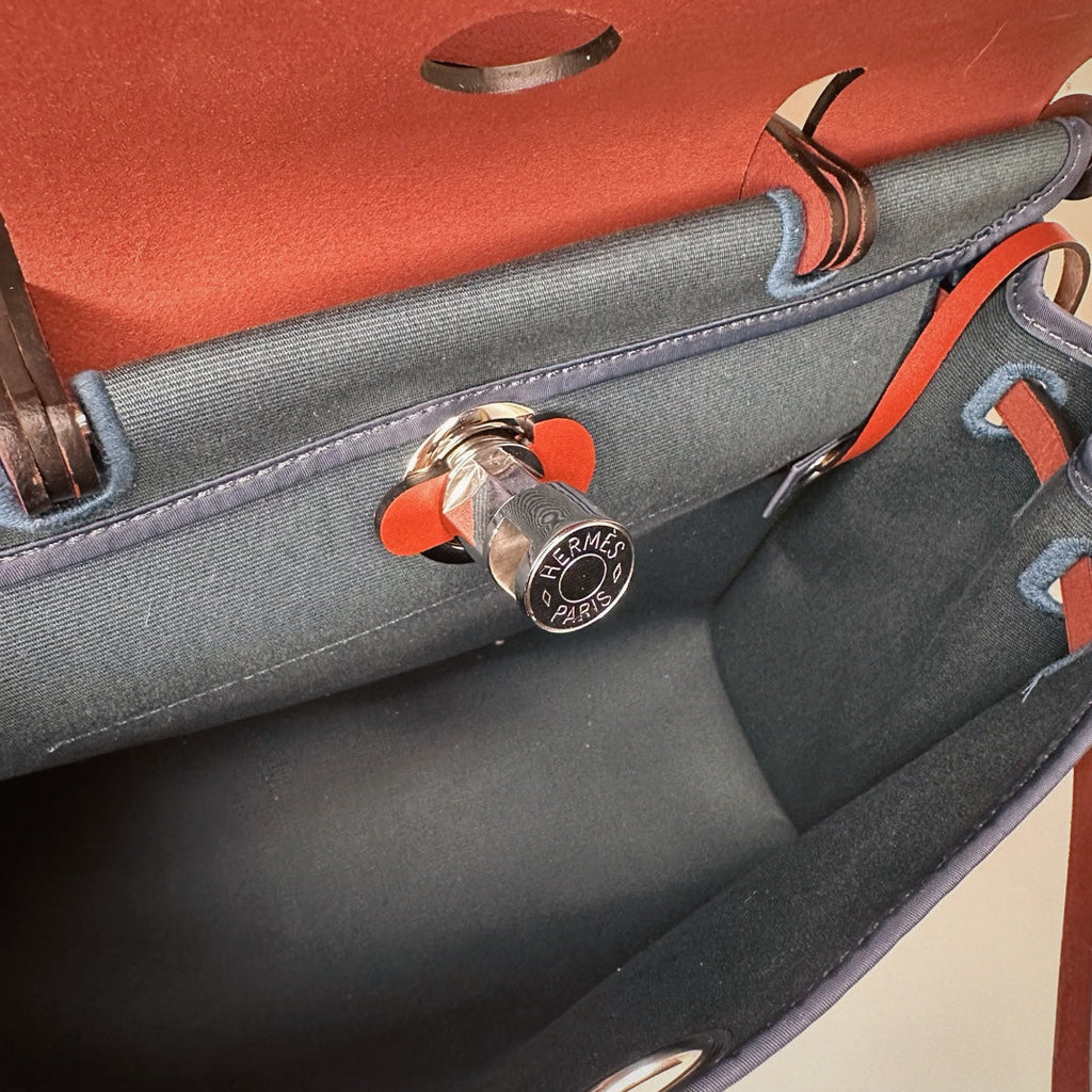 Hermès Herbag Zip 31 hobnailed bag h085131 red blue