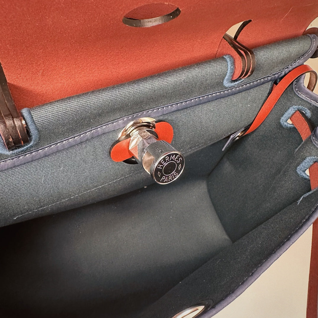 Hermès Herbag Zip 31 hobnailed bag h085131 red blue
