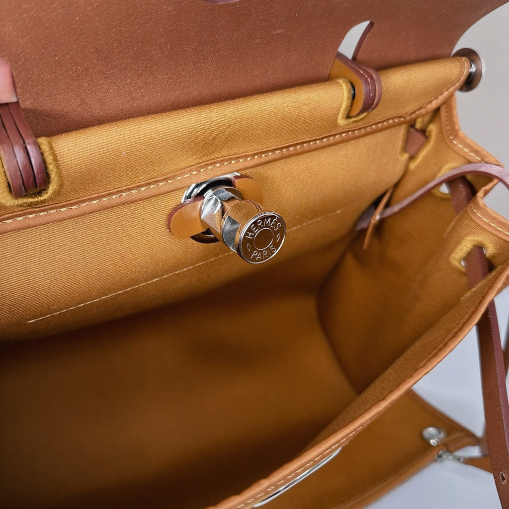 Hermès Herbag Zip 31 hobnailed bag h085131 brown