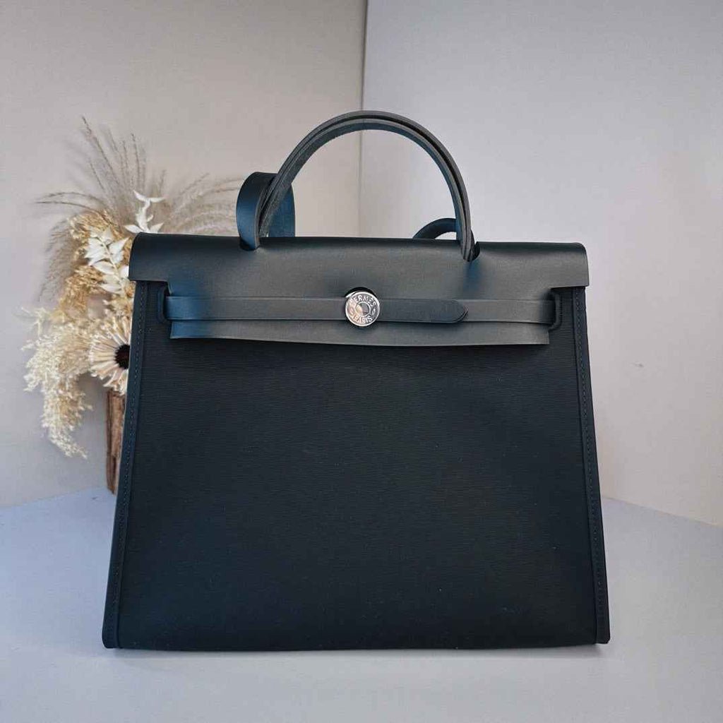 Hermès Herbag Zip 31 hobnailed bag h085131 black