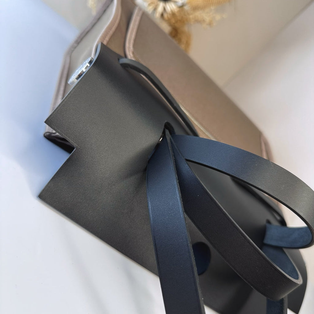 Hermès Herbag Zip 31 hobnailed bag h085131 black