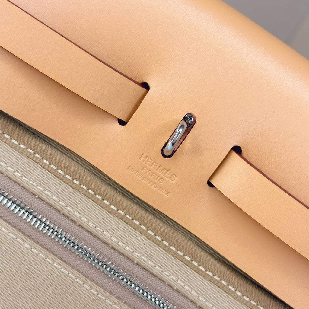 Hermès Herbag Zip 31 hobnailed bag h085131 apricot gray