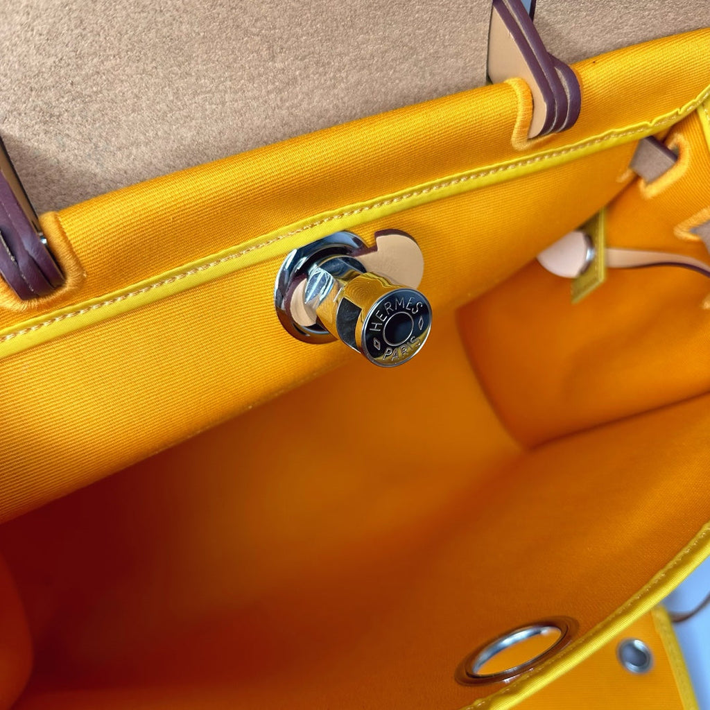 Hermès Herbag Zip 31 hobnailed bag h085131 apricot yellow