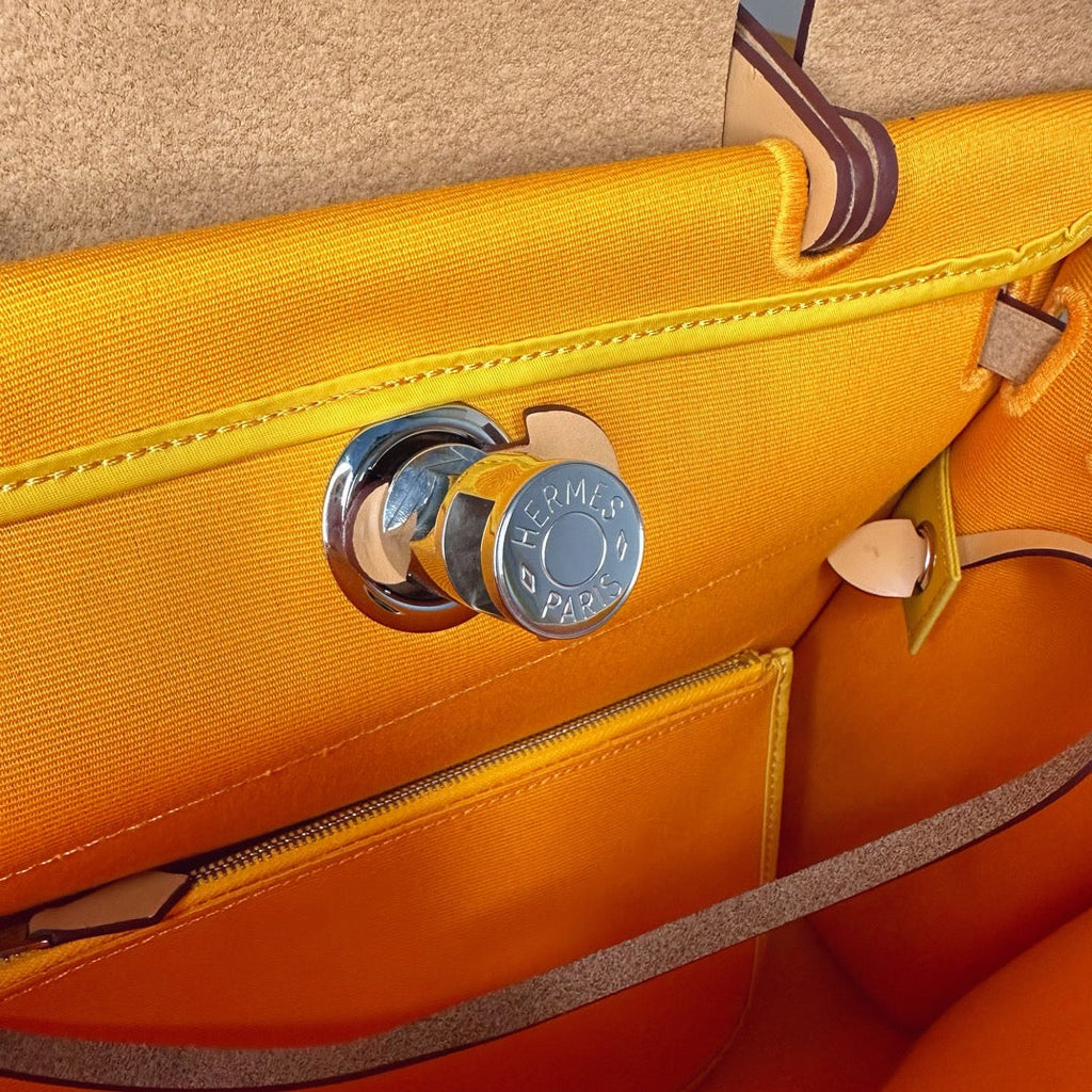 Hermès Herbag Zip 31 hobnailed bag h085131 apricot yellow