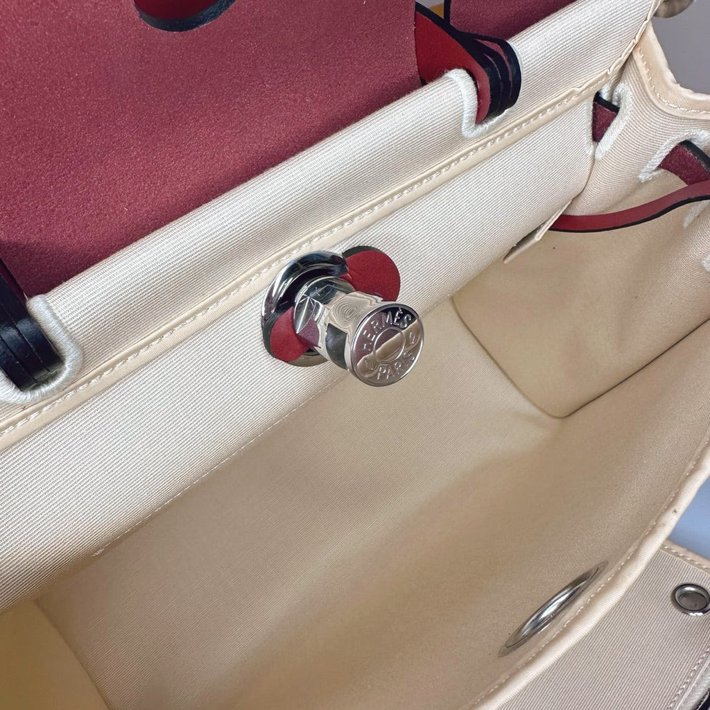 Hermès Herbag Zip 31 hobnailed bag h085131 red beige