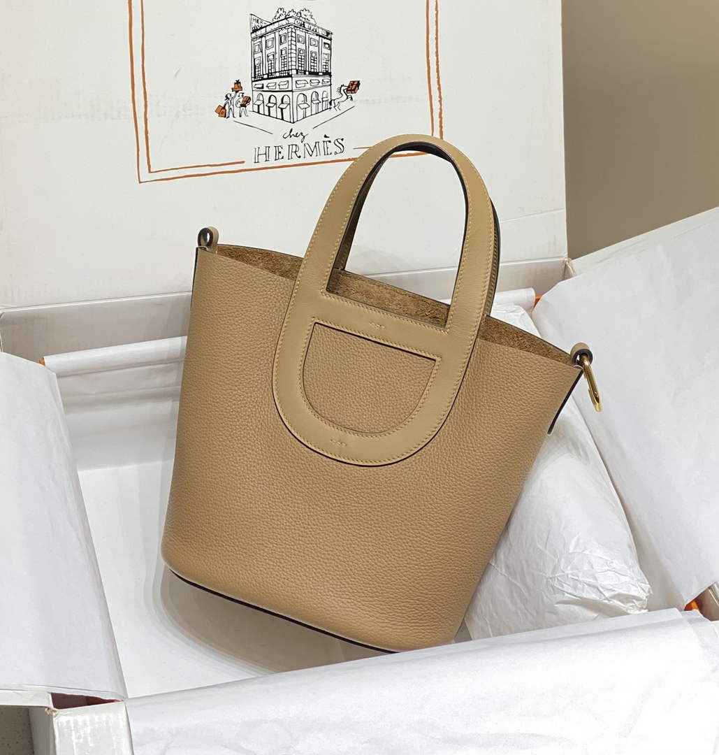 Hermès In-The-Loop 18 Bag Swift Leather H20251804