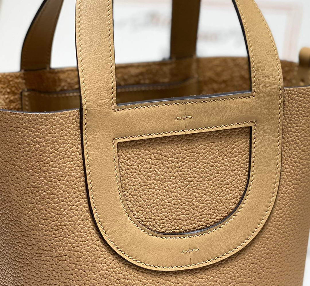 Hermès In-The-Loop 18 Bag Swift Leather H20251804