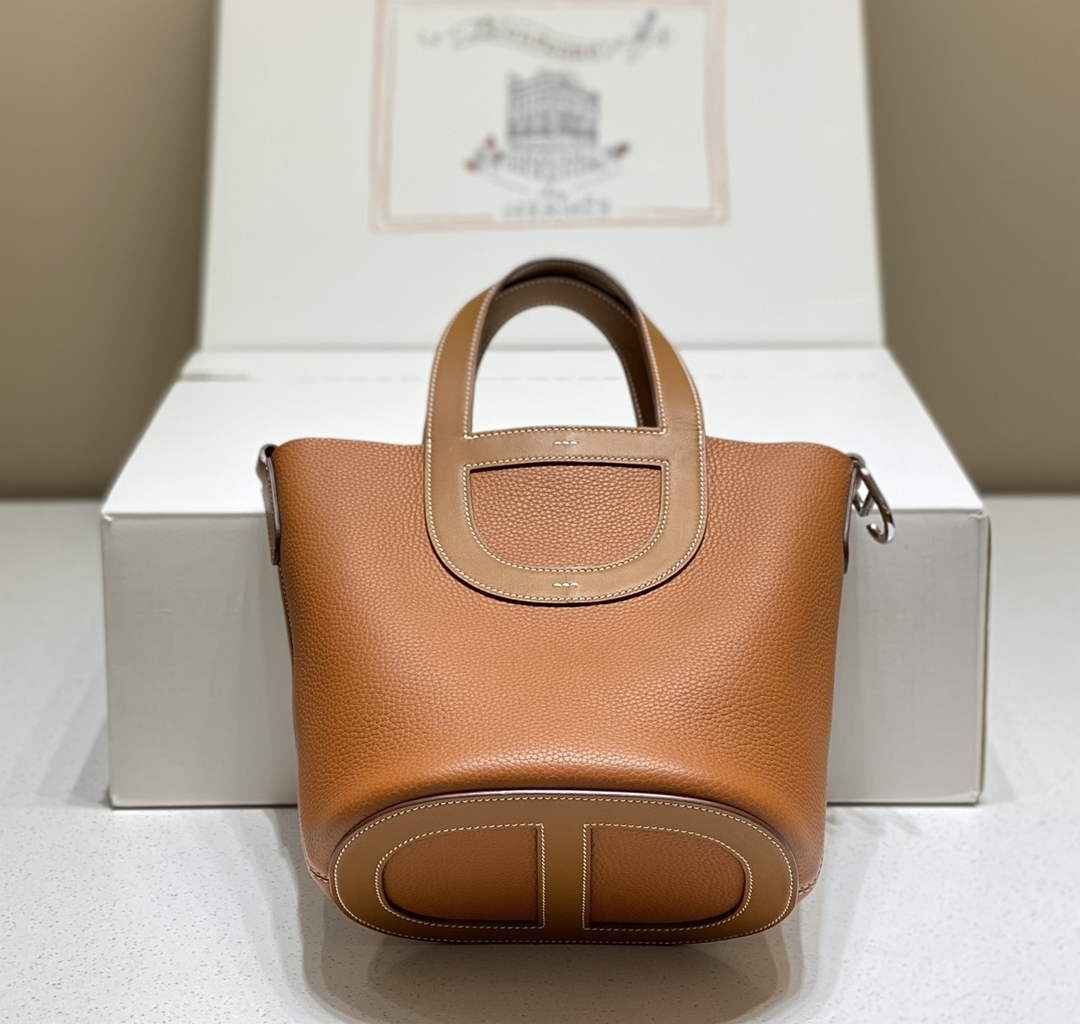 Hermès In-The-Loop 18 Bag Swift Leather H20251806