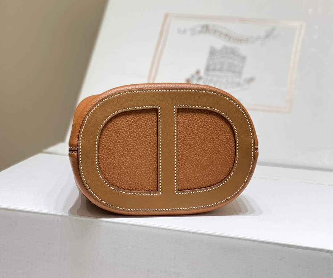 Hermès In-The-Loop 18 Bag Swift Leather H20251807