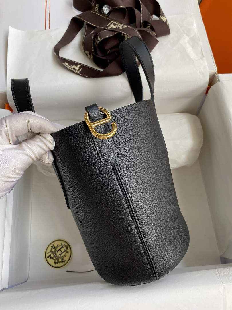 Hermès In-The-Loop 18 Bag Swift Leather H20251808