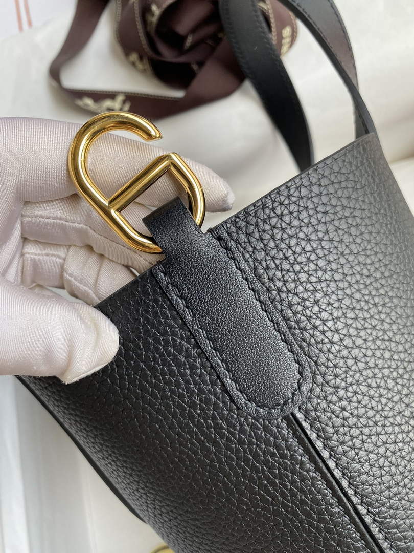 Hermès In-The-Loop 18 Bag Swift Leather H20251808