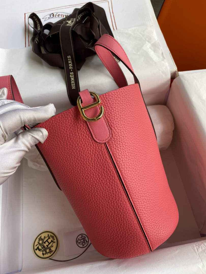 Hermès In-The-Loop 18 Bag Swift Leather H20251812