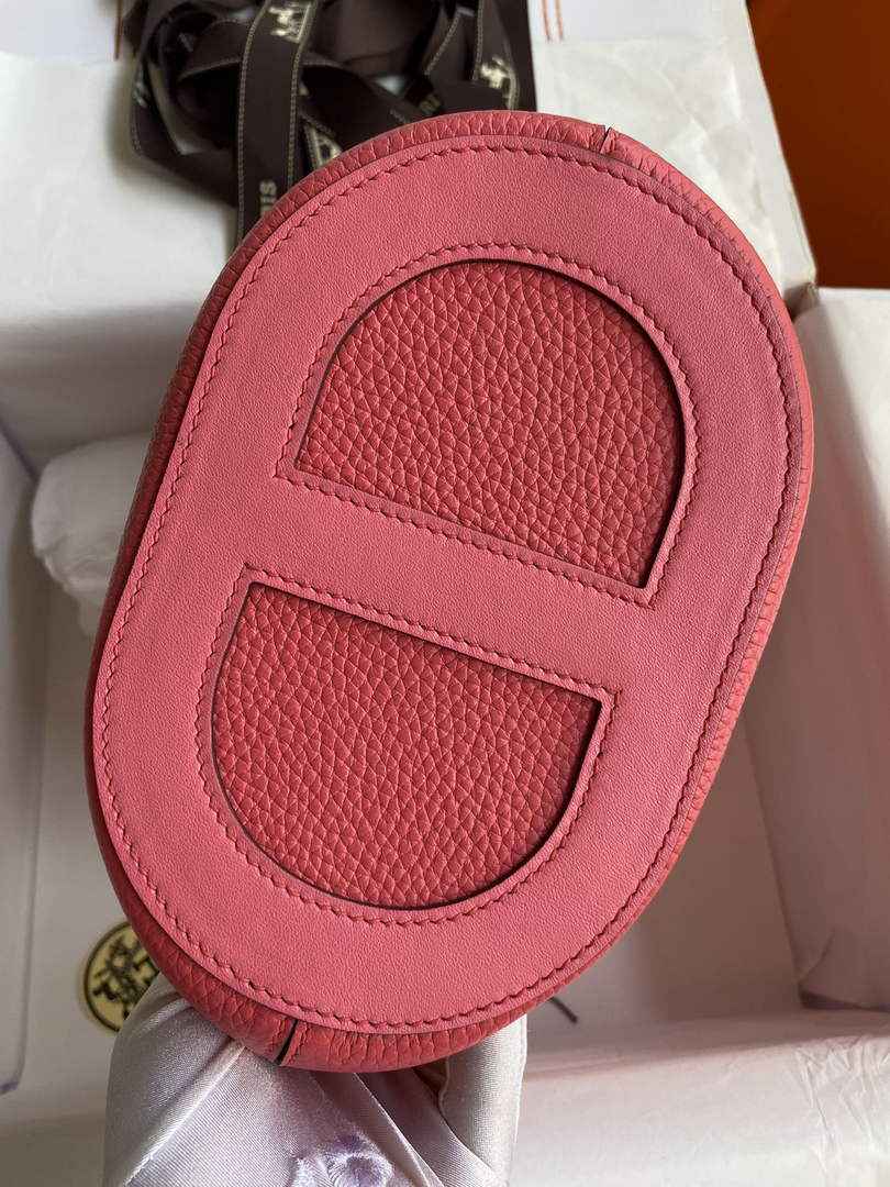 Hermès In-The-Loop 18 Bag Swift Leather H20251812