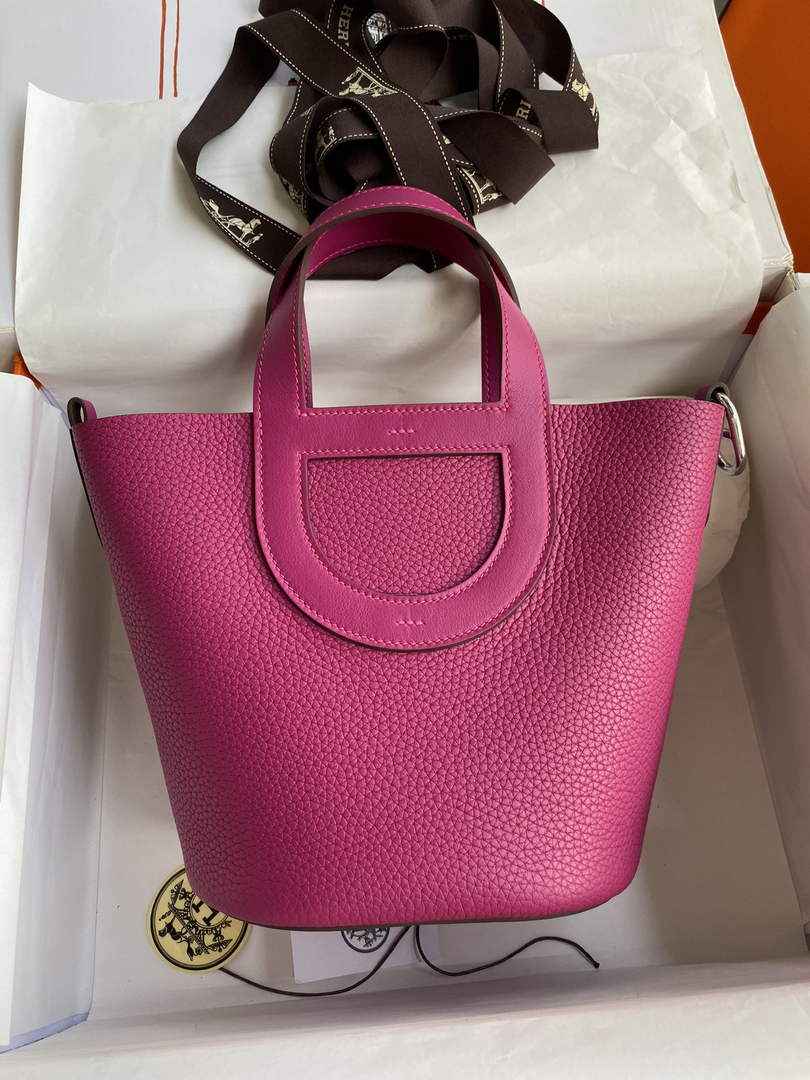 Hermès In-The-Loop 18 Bag Swift Leather H20251816