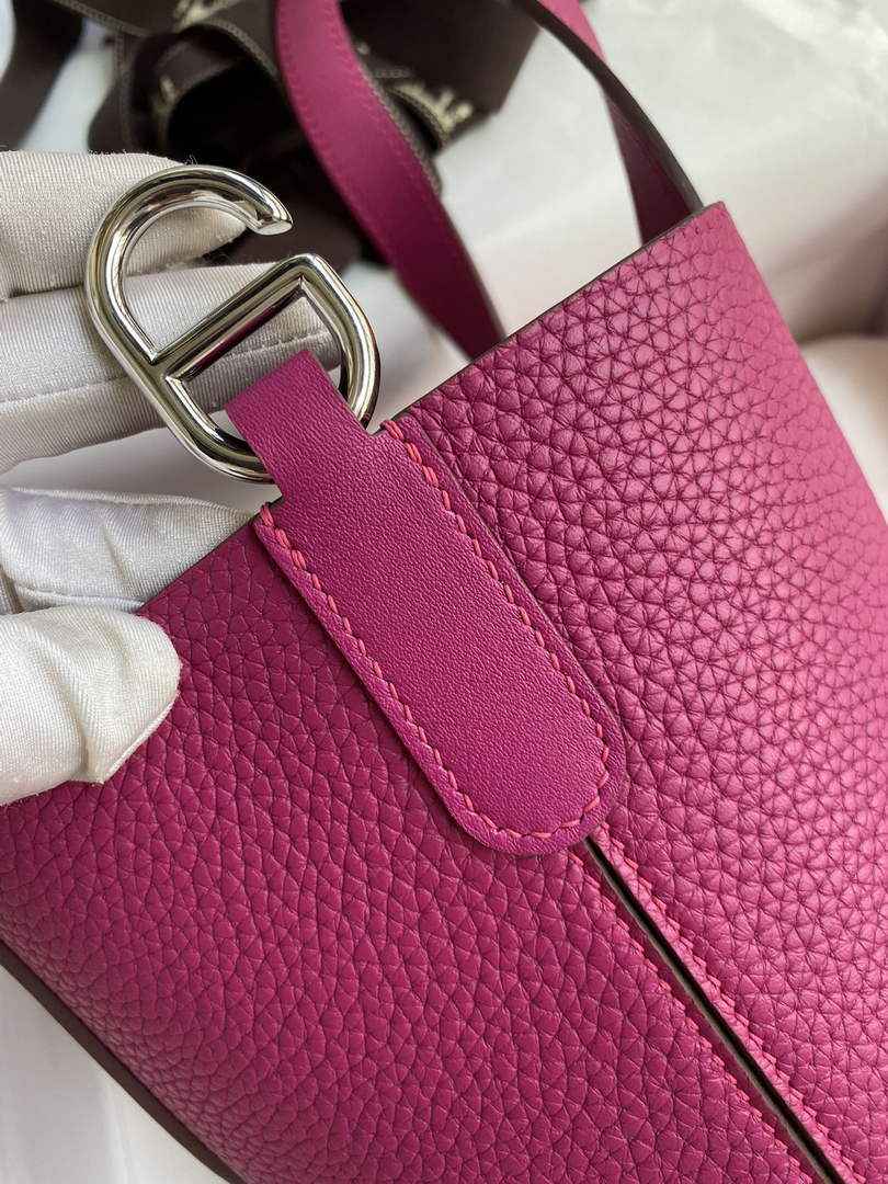 Hermès In-The-Loop 18 Bag Swift Leather H20251816